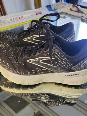 Womens 7 Brooks Women's Glycerin 20 w/ nitrogen infused DNA Sole for Soft Ride.